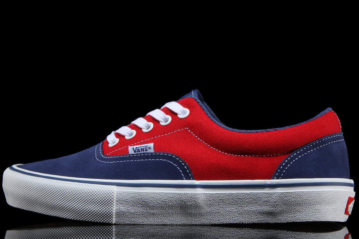 Vans - Skate Era
Style # VN000ECR3QG1
Color : Blue / Red
