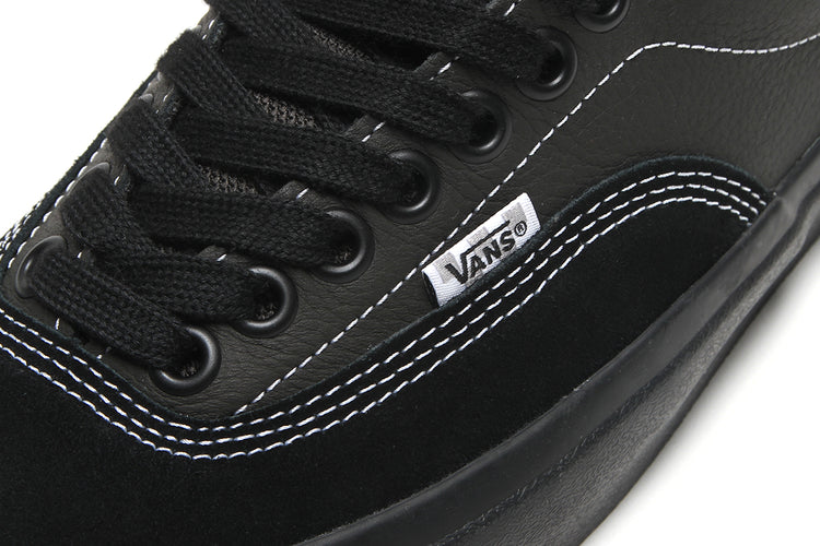 Vans - Skate Era Stub
Style # VN000DA3BKA1
Color : Black