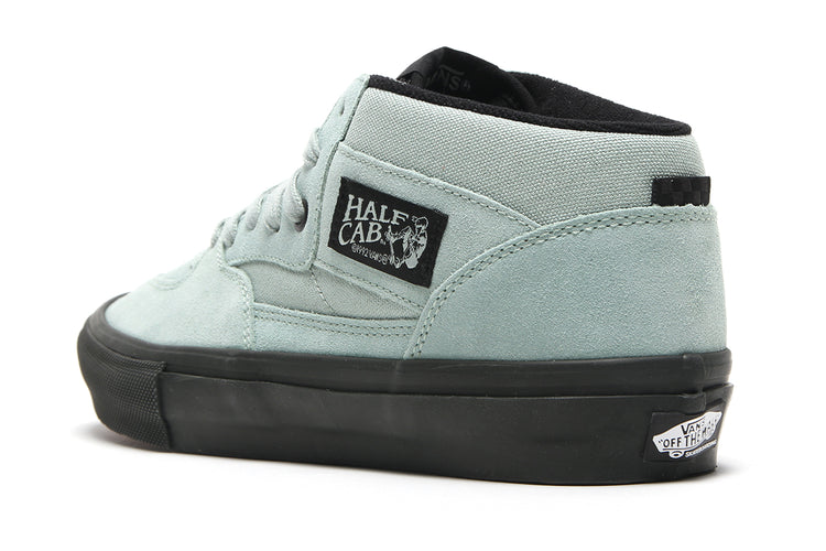 Vans - Skate Half Cab
Style # VN0A5FCDEMW1
Color : Grey Olive / Black