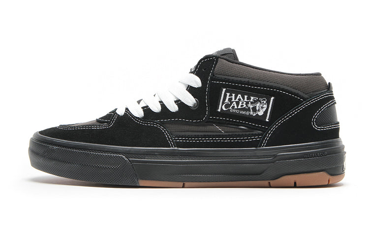 Vans - Skate Half Cab Wafflecup
Style # VN000D9ZKOU1
Color : Black / Asphalt