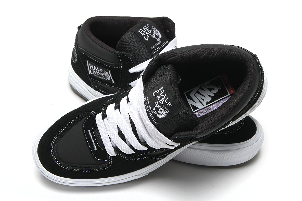 Vans - Skate Half Cab Wafflecup
Style # VN000D9ZBA21
Color : Black / White