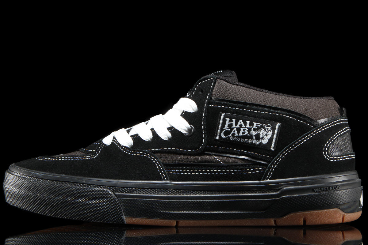 Vans - Skate Half Cab Wafflecup
Style # VN000D9ZKOU1
Color : Black / Asphalt
