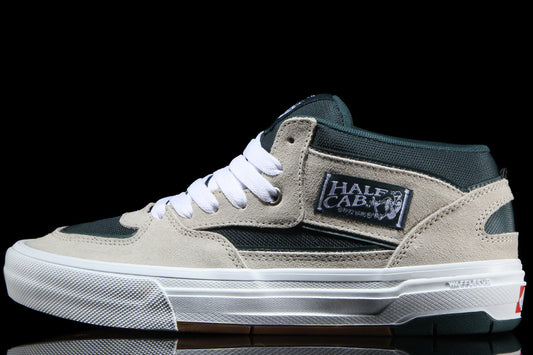 Vans - Skate Half Cab Wafflecup
Sizing : VN000D9ZEKD1
Color : Oatmeal / Deep Teal