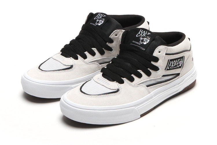 Vans - Skate Half Cab Wafflecup
Style # VN000D9ZYB21
Color : White / Black