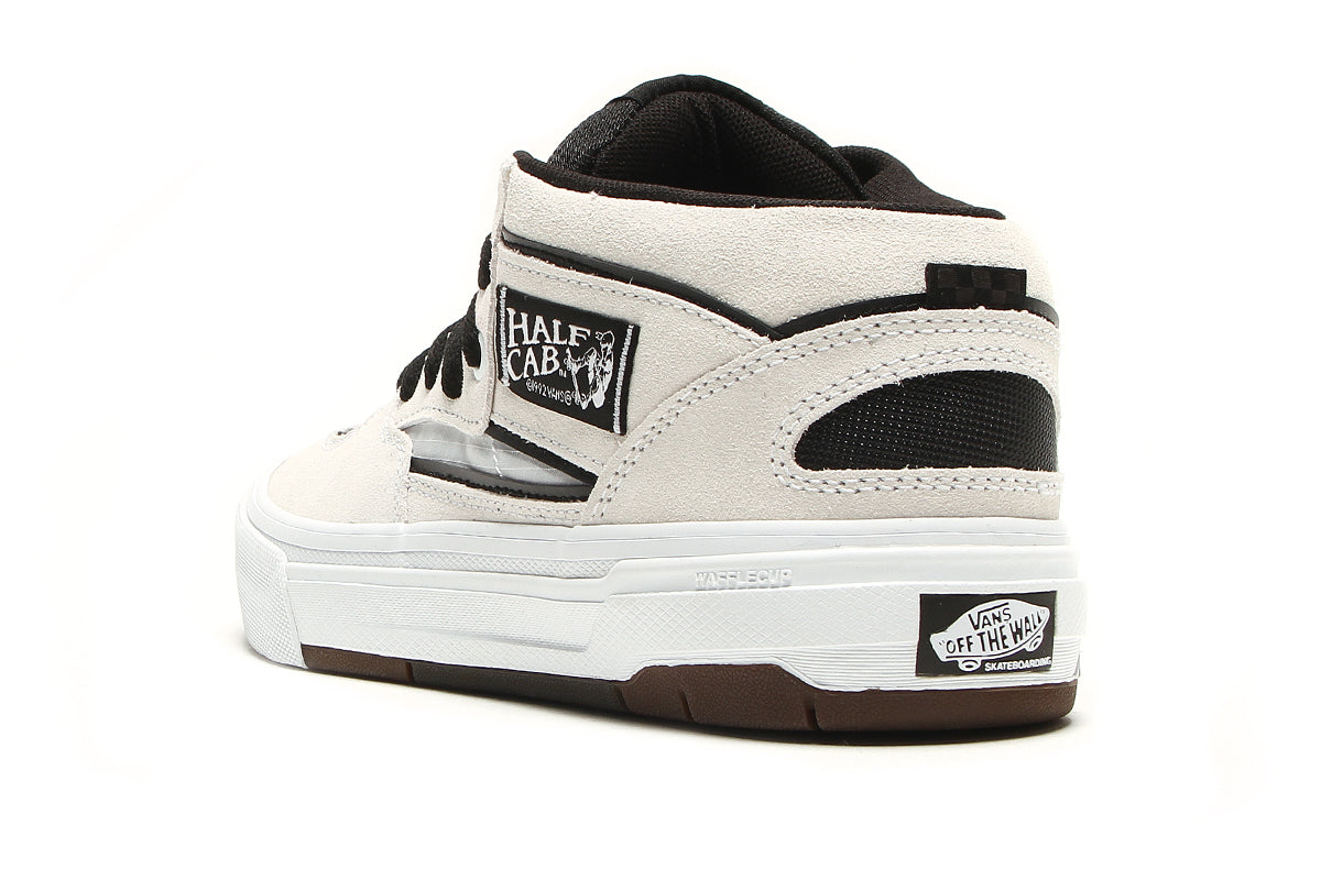 Vans - Skate Half Cab Wafflecup
Style # VN000D9ZYB21
Color : White / Black