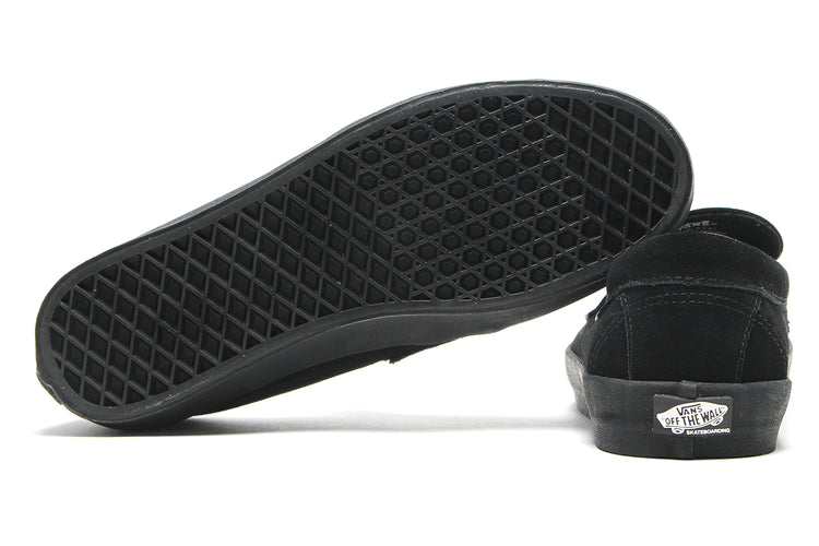 Vans - Skate Loafer
Style # VN000VA6BKA1
Color : Black