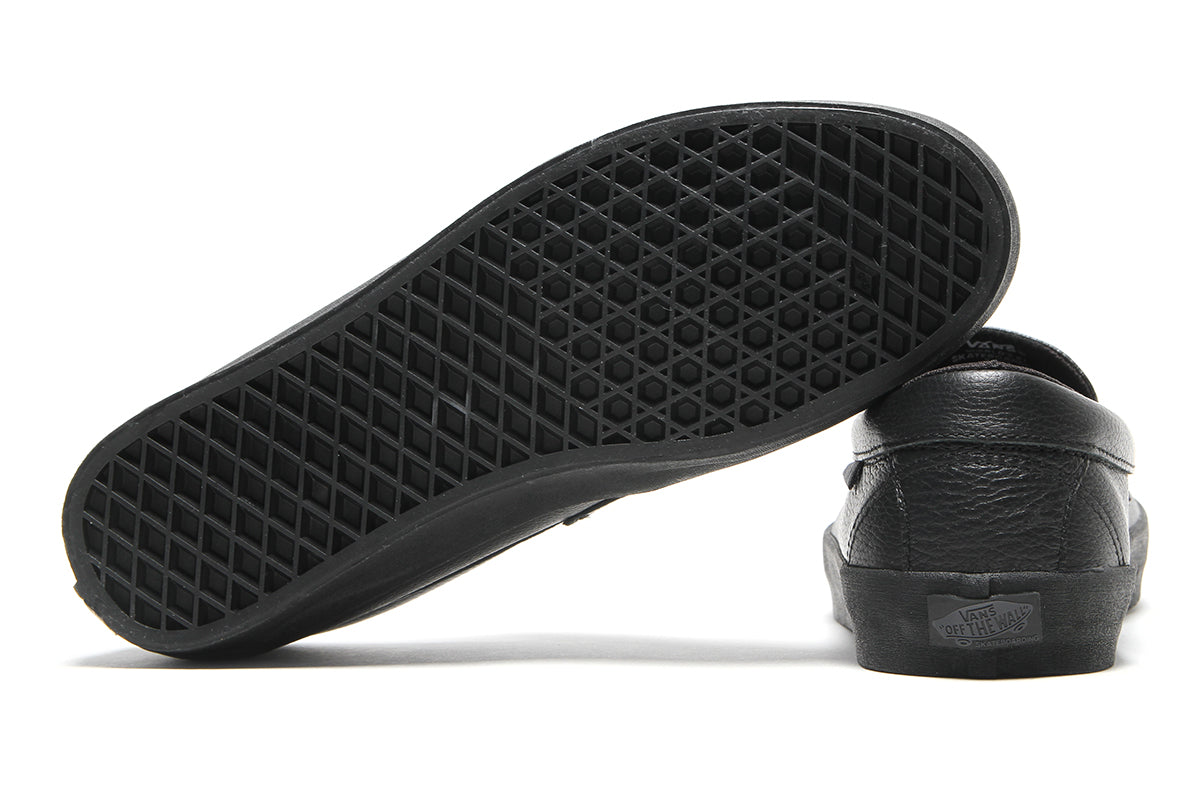 Vans - Skate Loafer
Style # VN000VAQBKA1
Color : Black / Black
