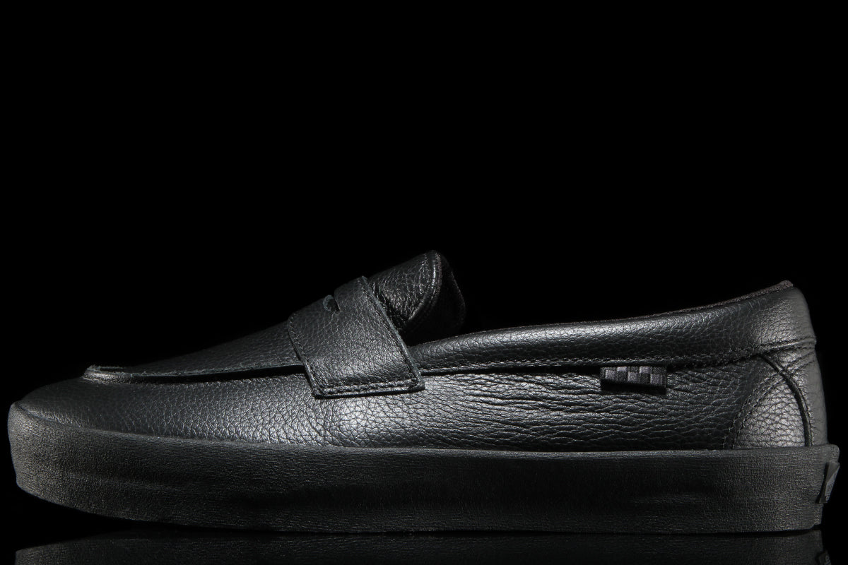Vans - Skate Loafer
Style # VN000VAQBKA1
Color : Black / Black