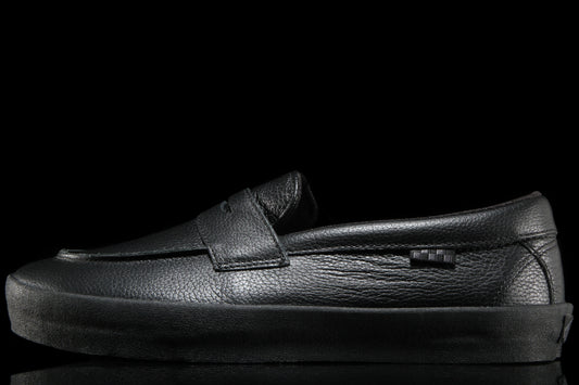 Vans - Skate Loafer
Style # VN000VAQBKA1
Color : Black / Black