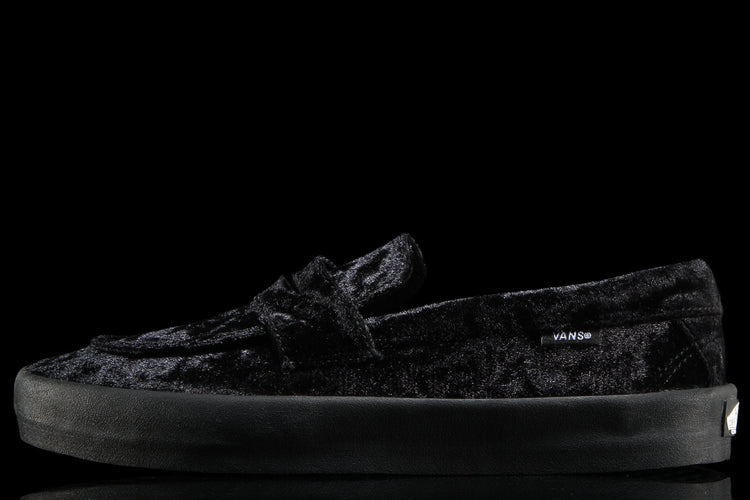 Vans - Skate Loafer
Style # VN000Z3QBM81
Color : Black