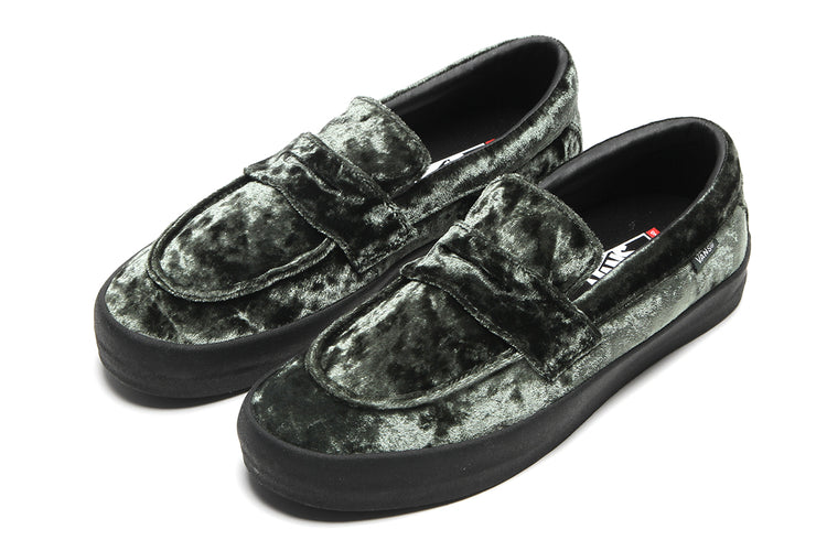 Vans - Skate Loafer
Style # VN000Z3QTD81
Color : Oil Green