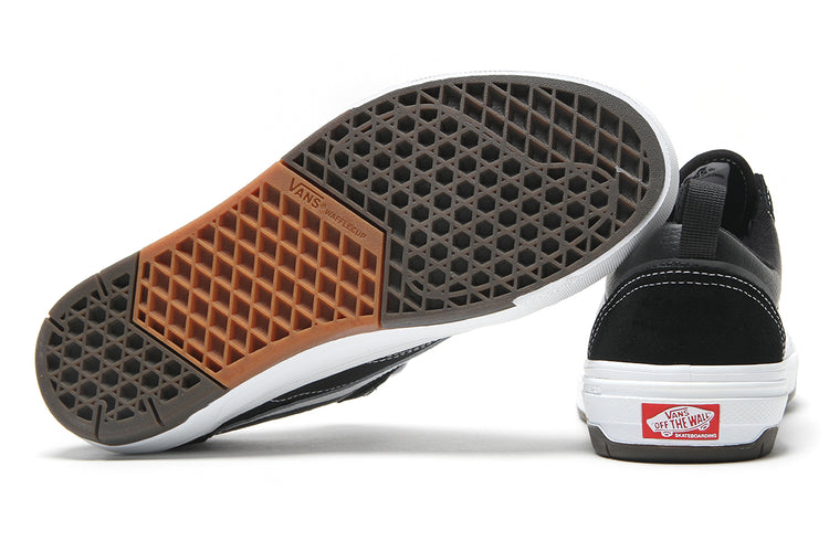 Vans - Skate Old Skool Wafflecup
Style # VN000EB7BA21
Color : Black / White