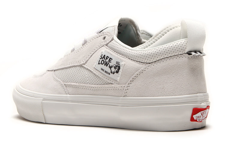 Vans - Skate Safe Low
Style # VN000EG9JVY1
Color : Blanc De Blanc
