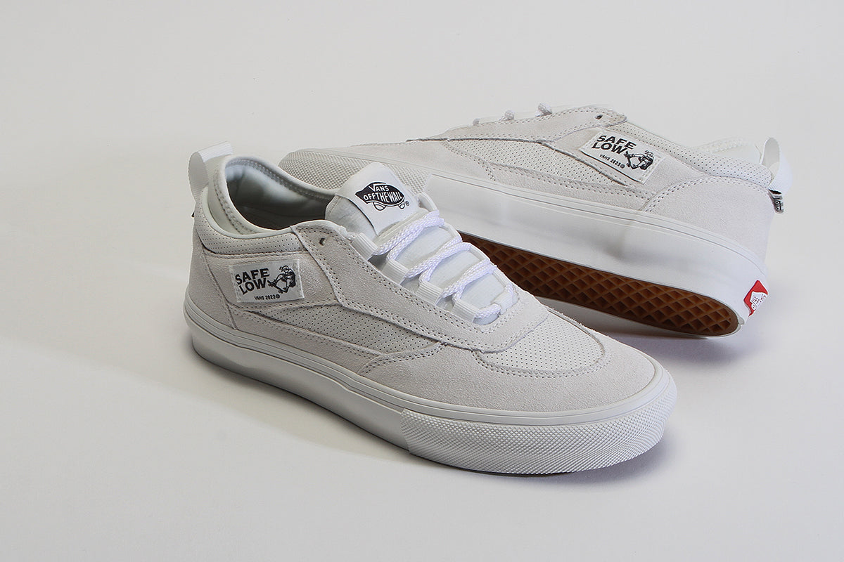 Vans - Skate Safe Low
Style # VN000EG9JVY1
Color : Blanc De Blanc