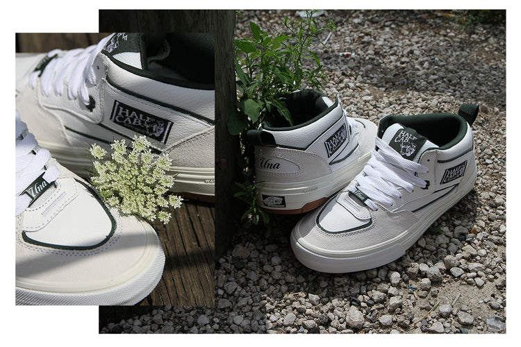 Vans - Skate Half Cab Wafflecup
Style # VN000D9Z9DH1
Color : White / Gum