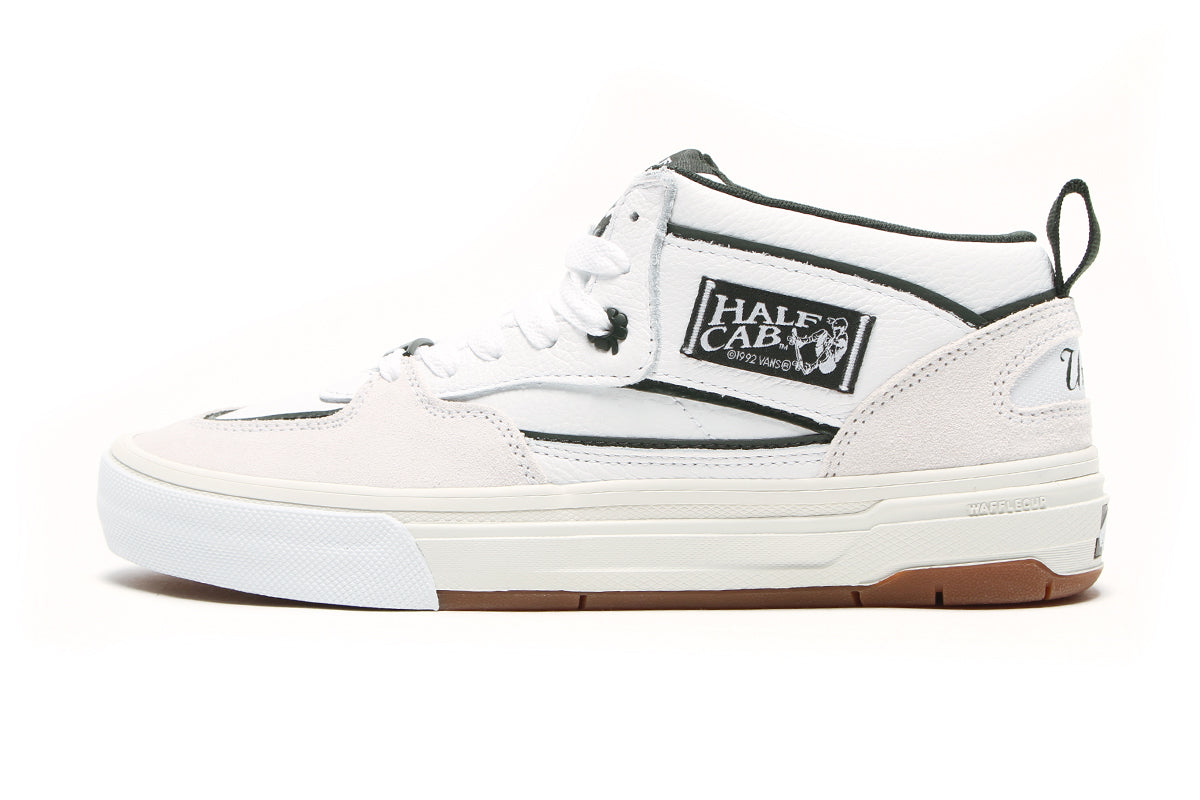 Vans - Skate Half Cab Wafflecup
Style # VN000D9Z9DH1
Color : White / Gum
