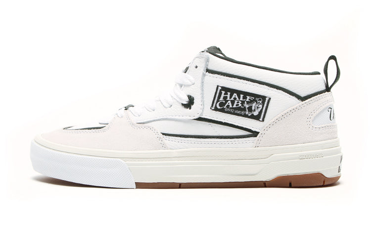 Vans - Skate Half Cab Wafflecup
Style # VN000D9Z9DH1
Color : White / Gum