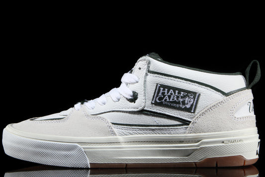 Vans - Skate Half Cab Wafflecup
Style # VN000D9Z9DH1
Color : White / Gum