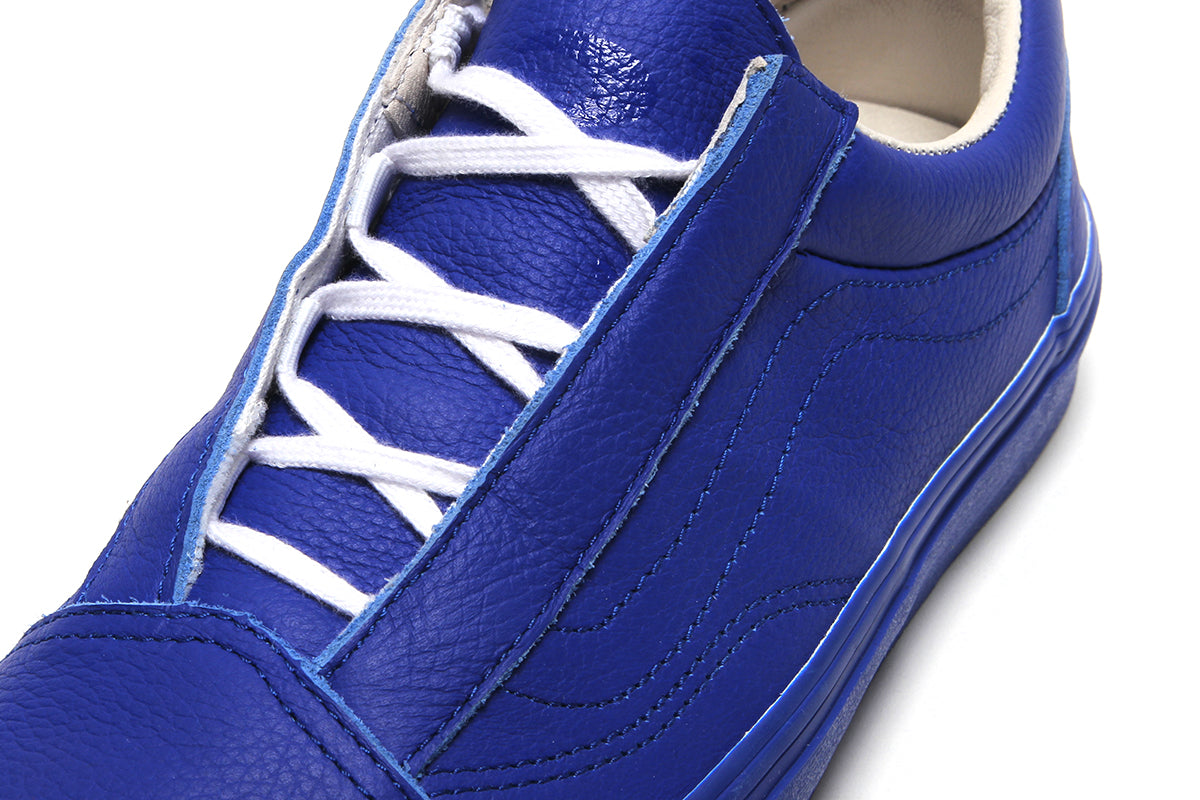 Vans - Old Skool x 2 Riser Pads
Style # VN000EC6NAVY1
Color : Navy / White