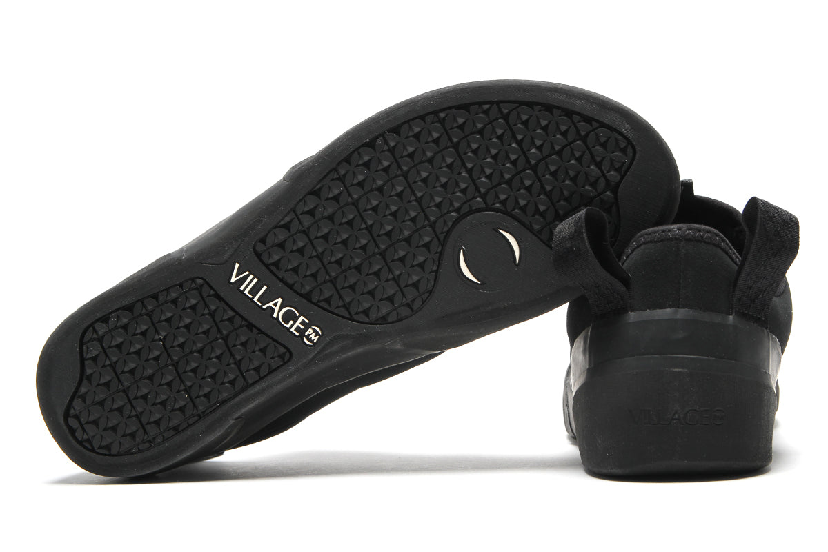 Village PM - 1 PM
Color : Black / Natural Black