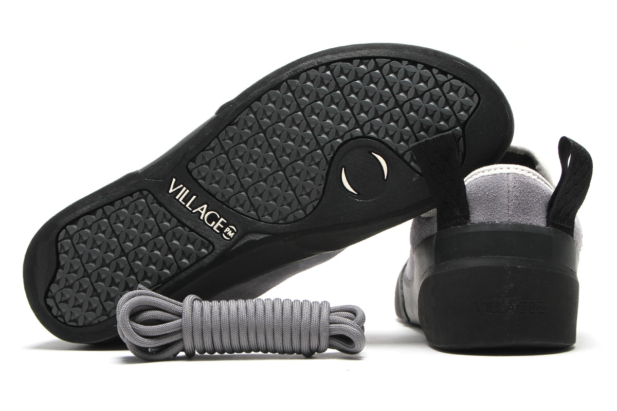 Village PM - 1 PM
Color : Grey / Natural Black
