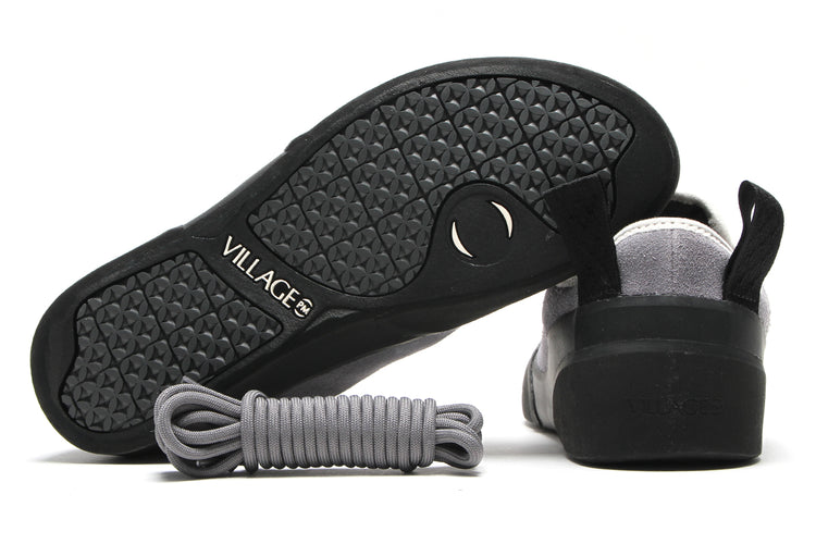 Village PM - 1 PM
Color : Grey / Natural Black