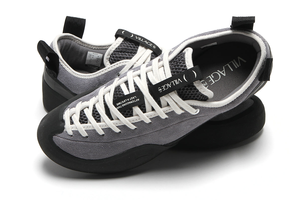 Village PM - 1 PM
Color : Grey / Natural Black