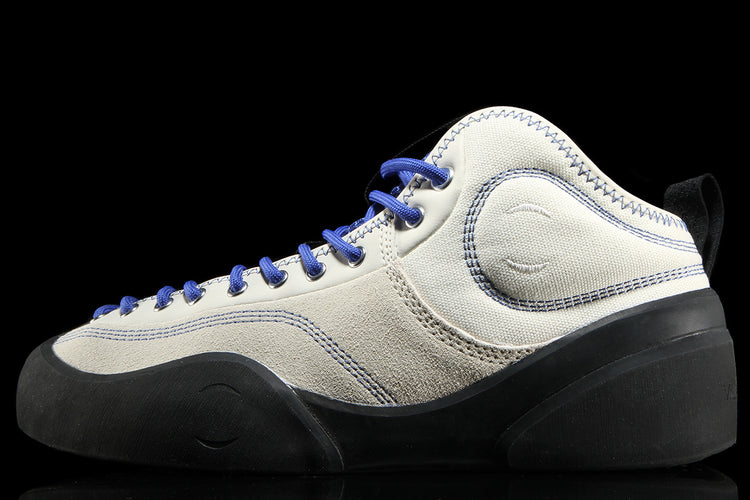 Village PM - 1 PM Mid
Color : Cream / Blue / Natural Black