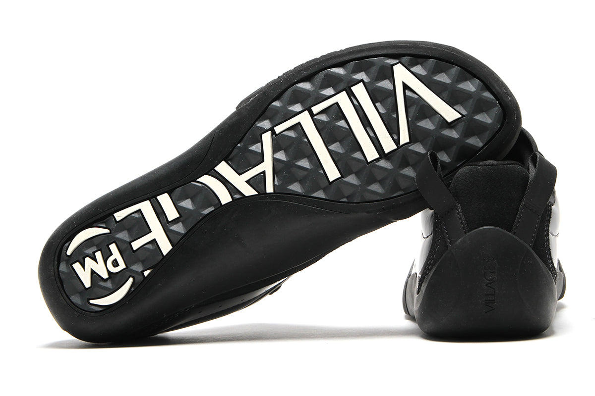 Village PM - 2 PM
Color : Anthracite / Natural Black