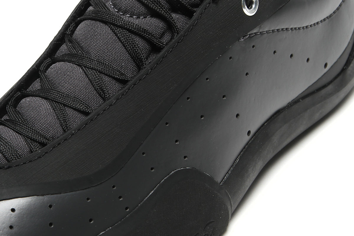 Village PM - 2 PM
Color : Anthracite / Natural Black