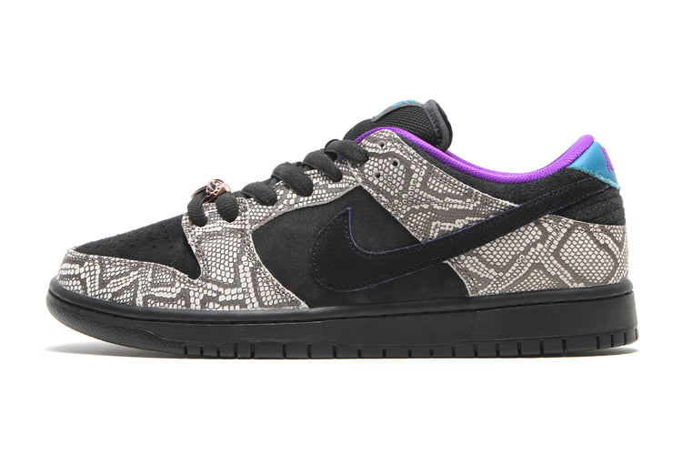 Nike SB - Dunk Low Pro x Dashawn Jordan
Style # IB6208-200
Color : String / Black / Bright Spruce / Fierce Purple