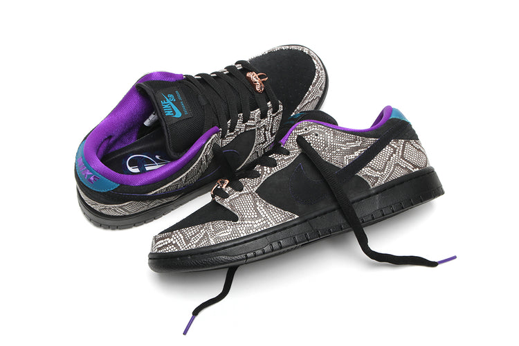 Nike SB - Dunk Low Pro x Dashawn Jordan
Style # IB6208-200
Color : String / Black / Bright Spruce / Fierce Purple