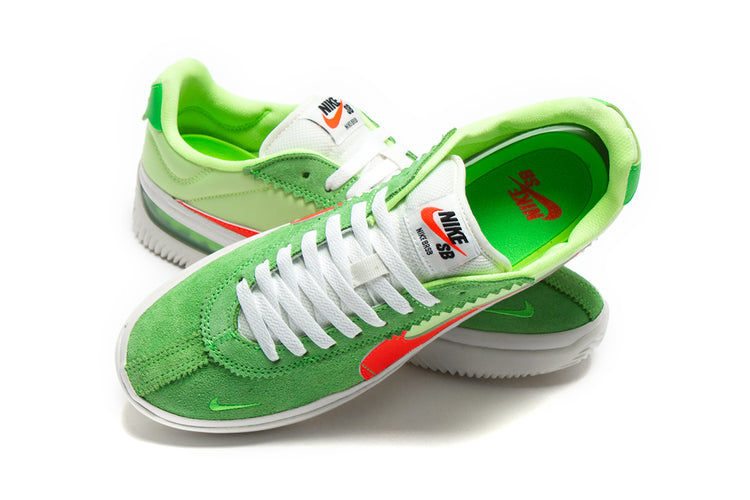 Nike SB / BRSB Ghost Green / Bright Crimson