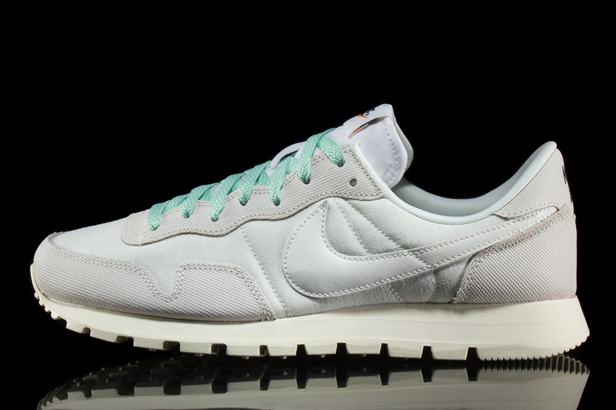 Nike Air Pegasus 83 Premium Salt / Coconut Milk