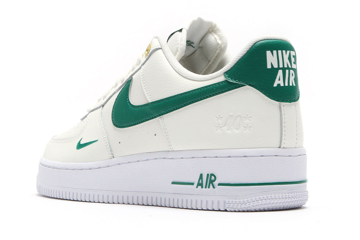 Nike Air Force 1 '07 LV8 - Malachite / White