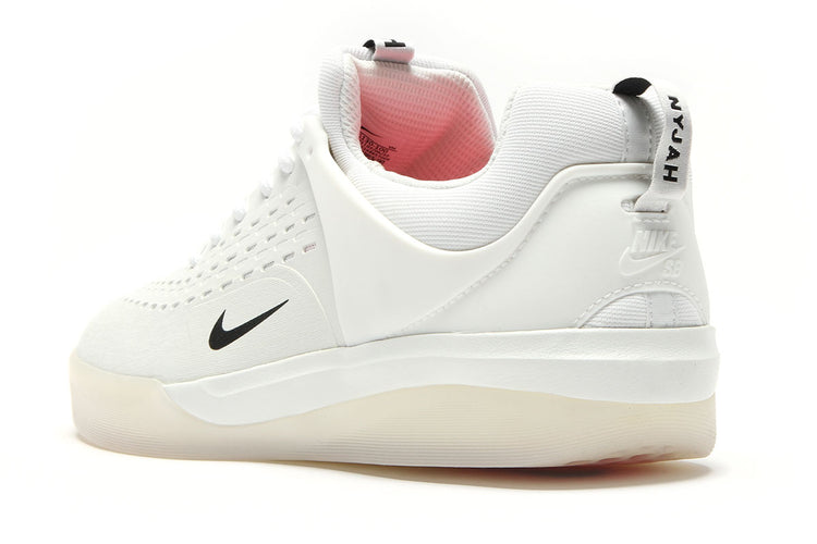 Nike SB Nyjah 3 - White / Black