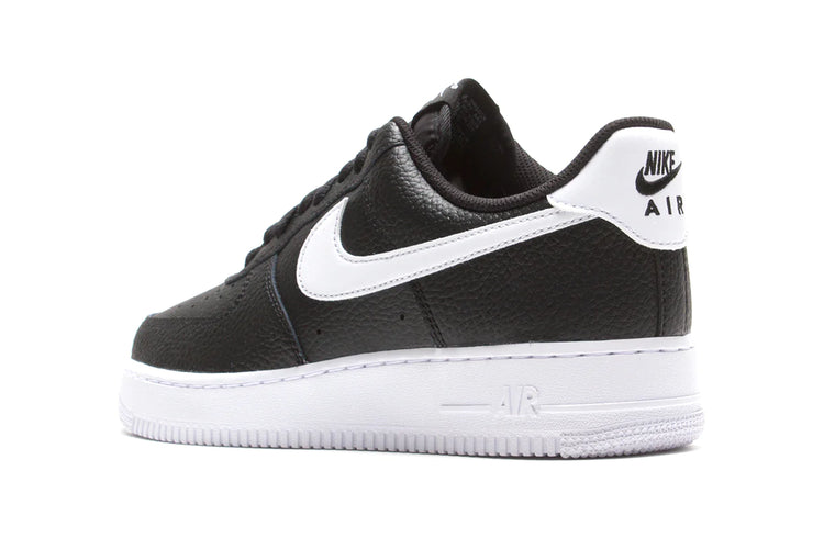 Nike Air Force 1 '07 Black / White