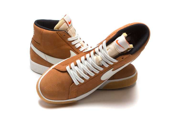 Zoom Blazer Mid