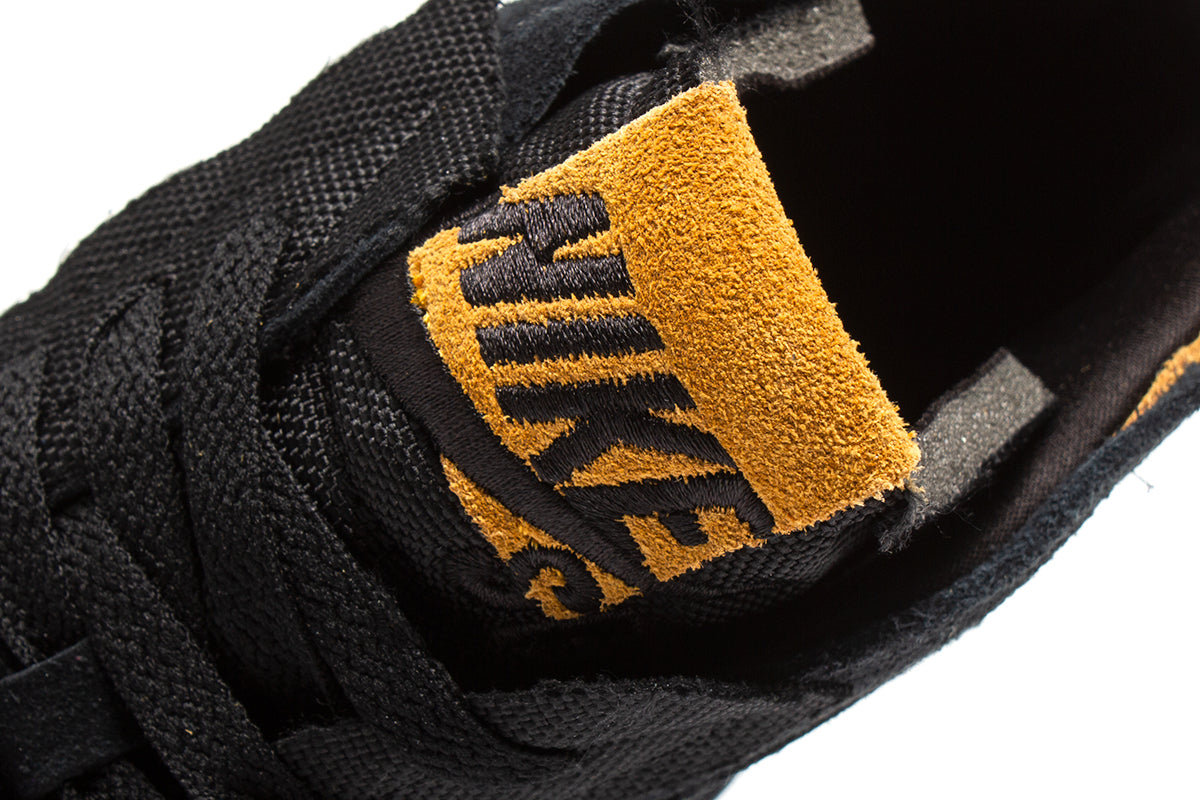 Nike SB Zoom Blazer Mid Premium Style # DV7898-001 Color : Black / White  Edit alt text