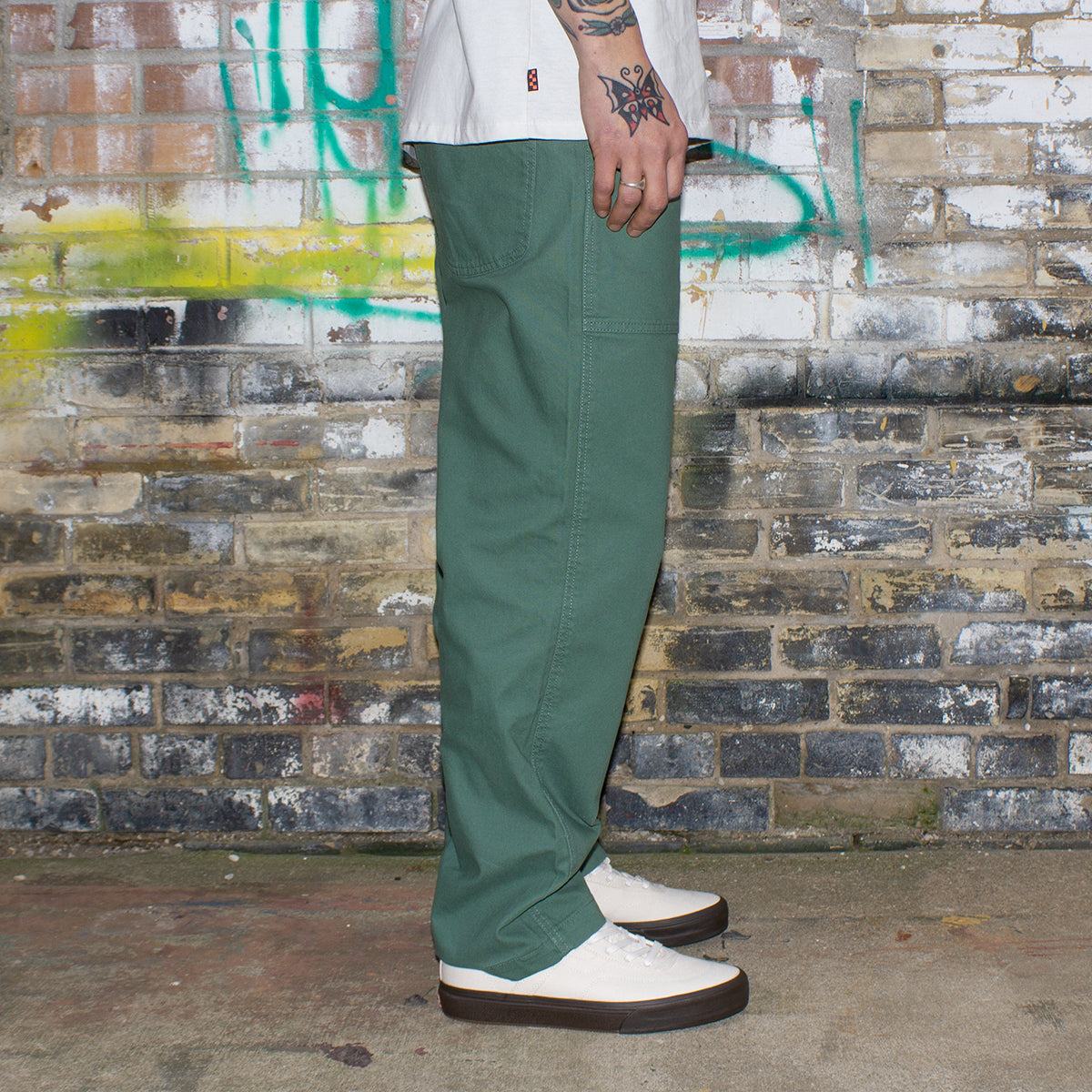 Vans x Quasi Loose Tapered Pant Style # VN0008MNYQW1 Color : Duck Green