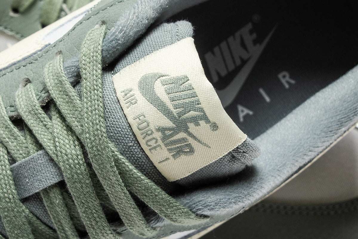 Nike W Air Force 1 '07 LX White/Green/Silver