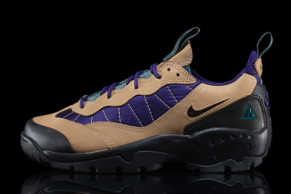 NIKE ナイキ ACG AIR MADA 4-18-22-ACG-Mada-Tan-1b_grande