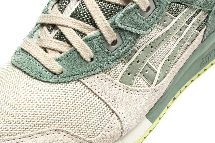 Asics | Gel-Lyte III OG Style # 1201A832.101 Color : Cream / Olive Grey