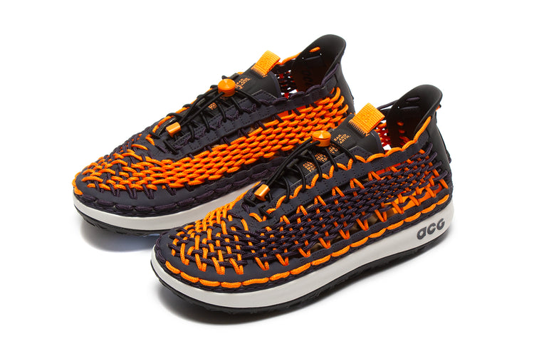 Nike ACG Watercat+ Style # CZ0931-001 Color : Gridiron / Bright Mandarin