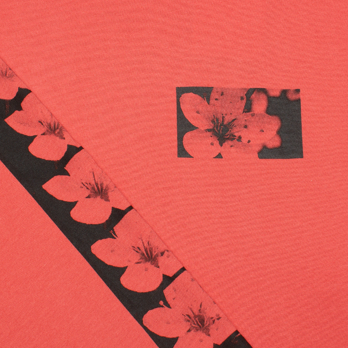 Nike SB Blossom L/S T-Shirt Style # DX9471-655 Color : Adobe