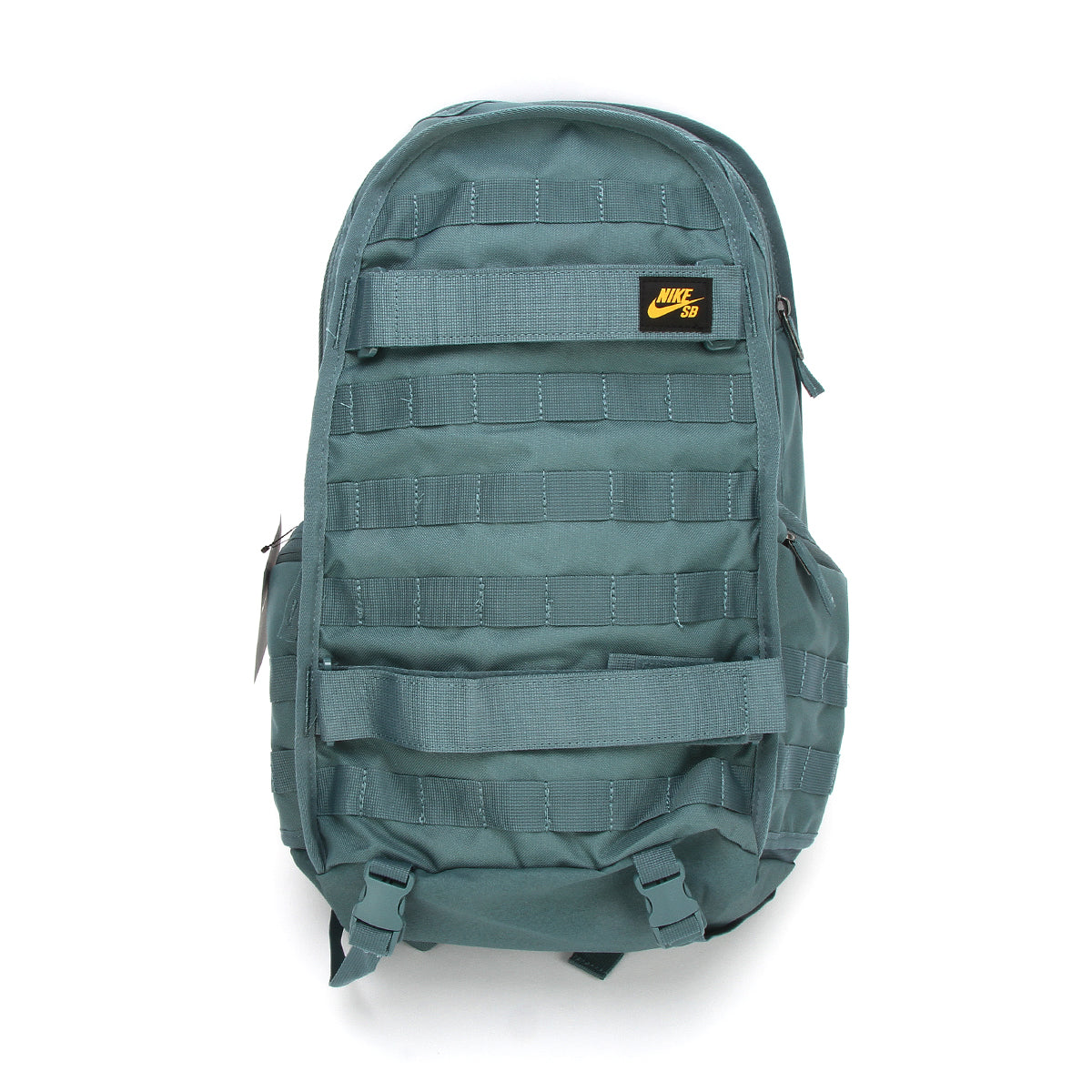 grey nike sb backpack RPM Skateboard Nike Sportswear RPM Backpack (26L) Meet the backpack made for the person who needs to carry it all Nike Heritage Smoke Grey/White Backpack