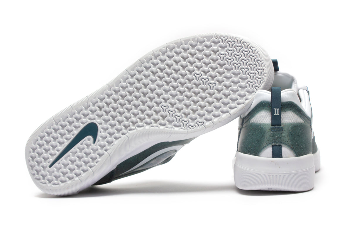 Nike SB Nyjah Free 2 Premium Ash Green / White