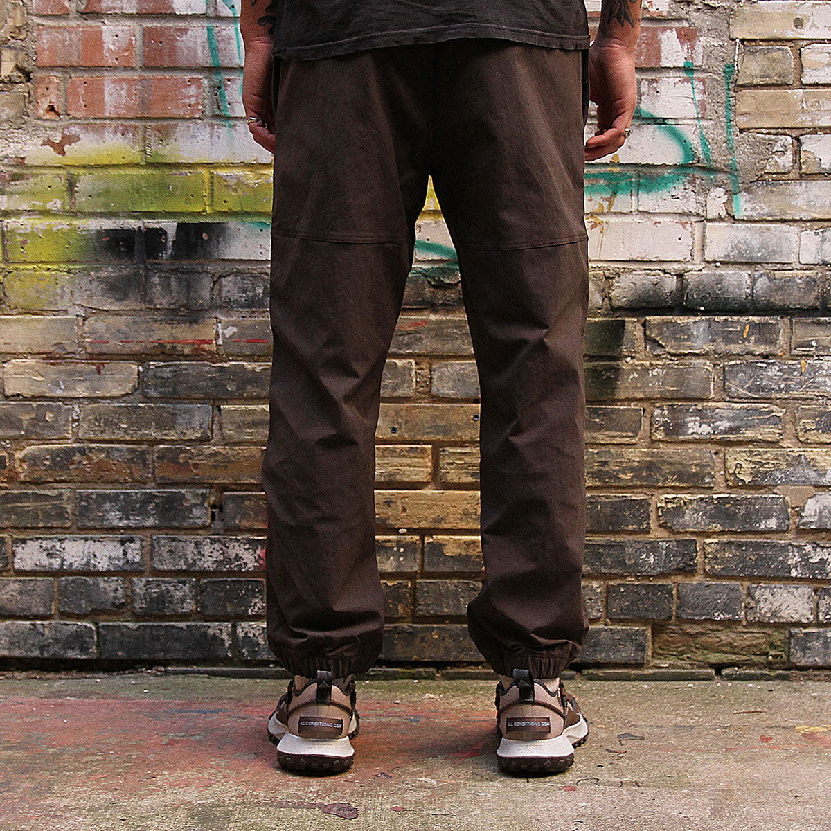 Acg Smith Summit Cargo Pant - Black / L