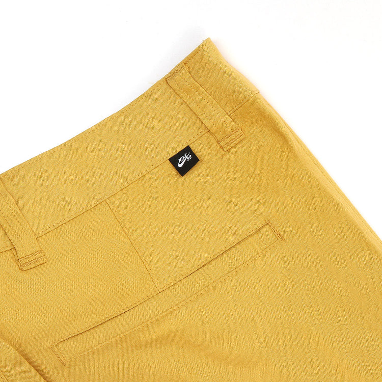 Nike SB Loose Fit Chino Pant Sanded Gold