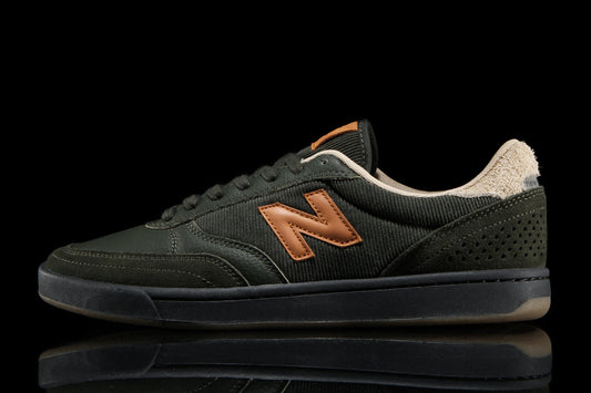 New Balance Numeric 440 Style # NM440TSP Color : Green / Black / Gum